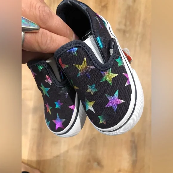 New Slip-on Toddler Vans - Picture 2 of 4